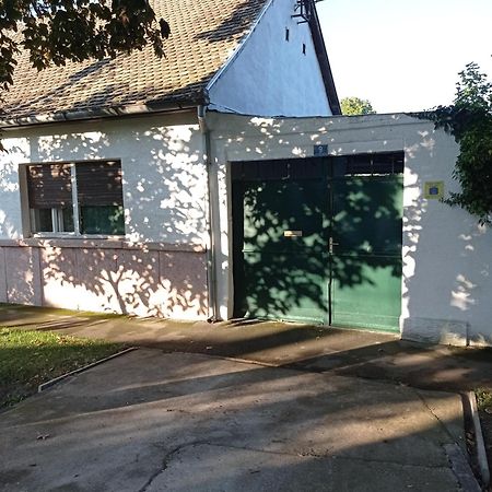 Appartamento Sobe Ana Sombor Esterno foto